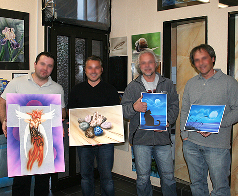 Kurs in Airbrush-Atelier für Anfänger und Fortgeschrittene Kurs in Airbrush-Atelier für Anfänger und Fortgeschrittene